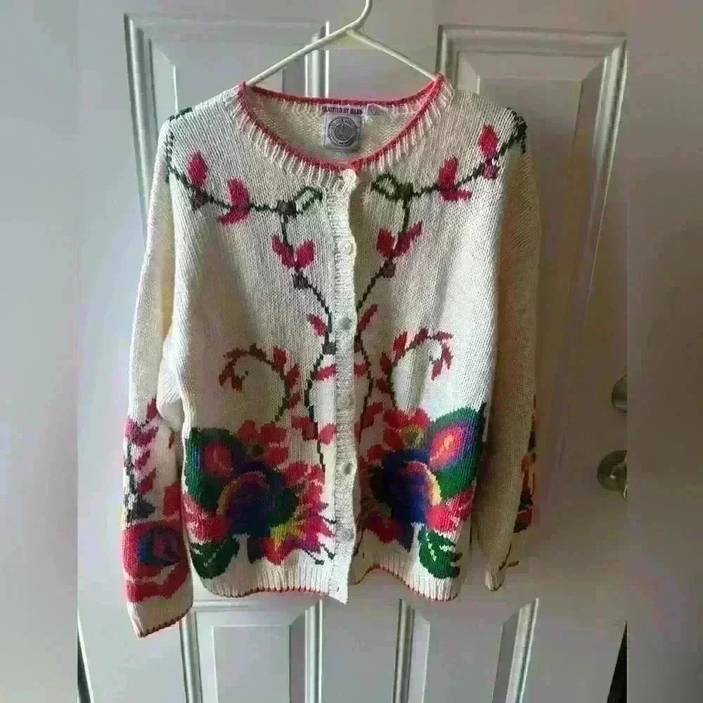 Vintage Cape Isle Knitters Floral Cardigan Sweater Handmade size m - Picture 1 of 7